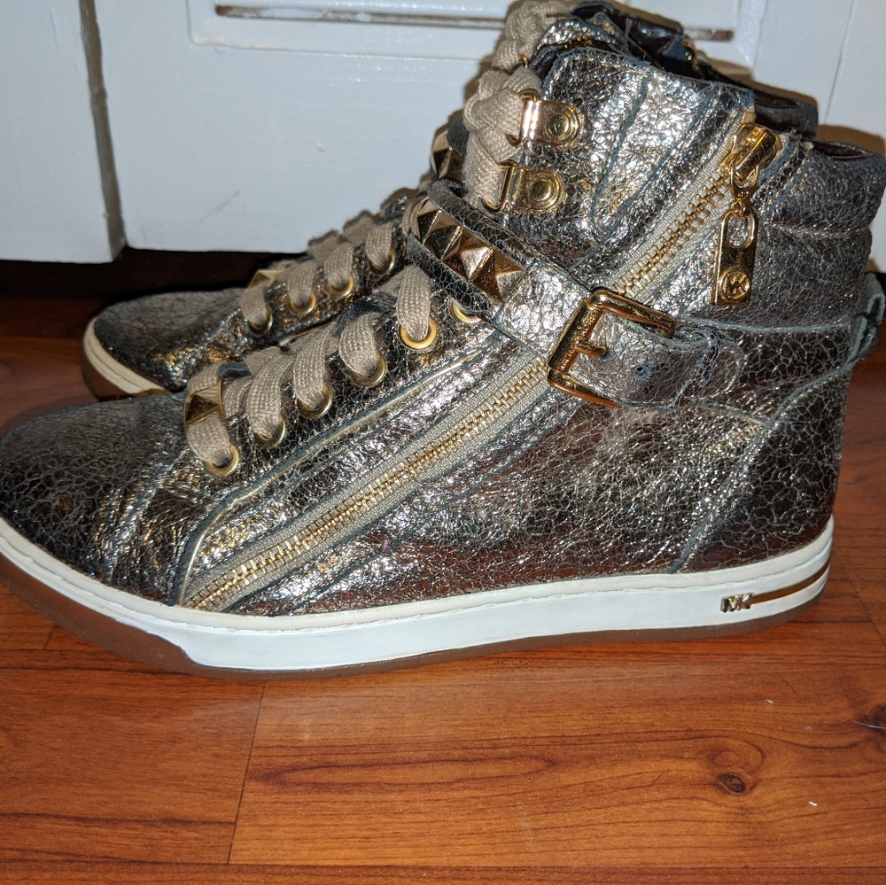 Michael Kors womens tennis shoes, size 6